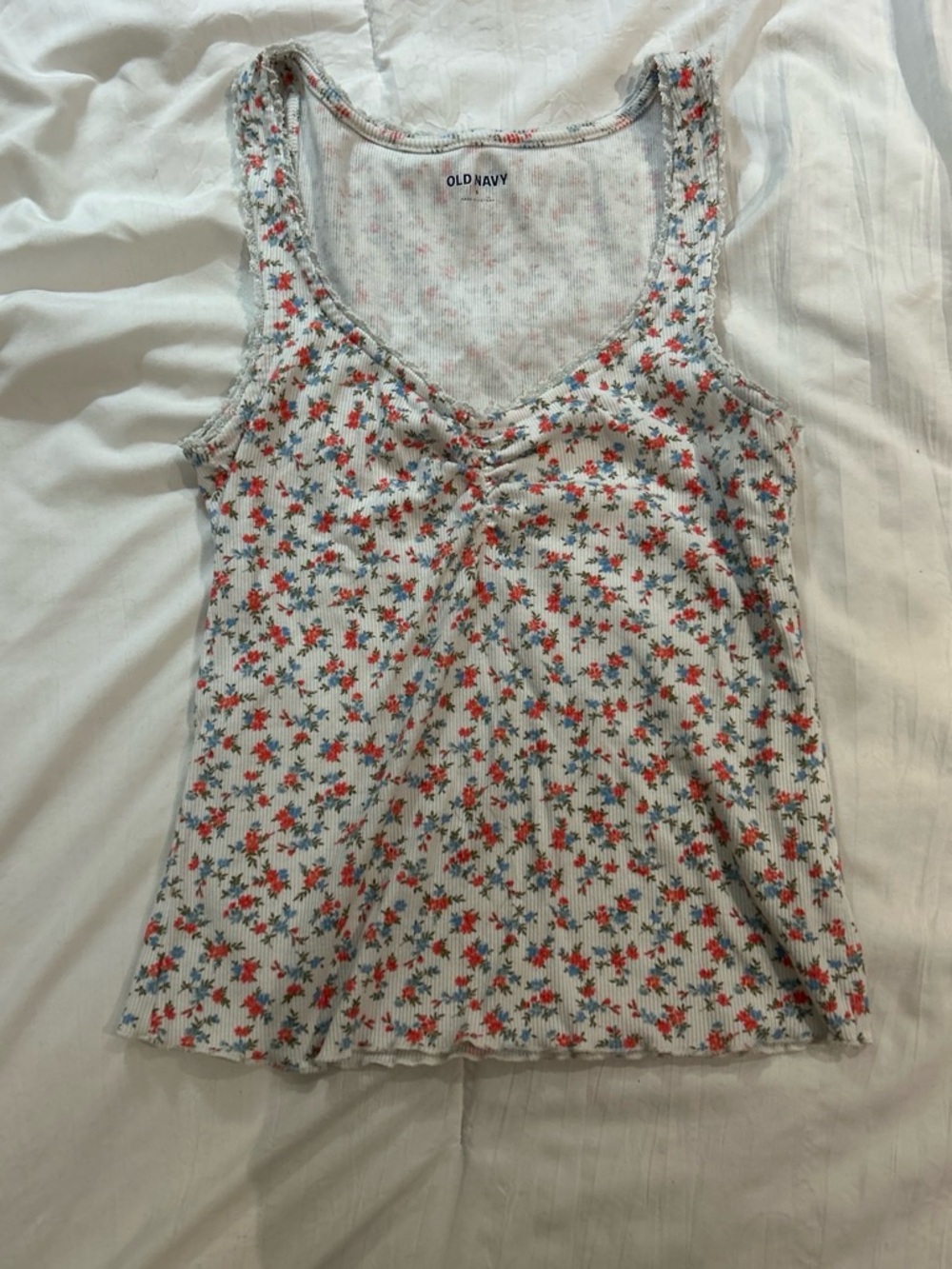 Old Navy White Floral Rib-Knit Tank with Red and Blue Flowers